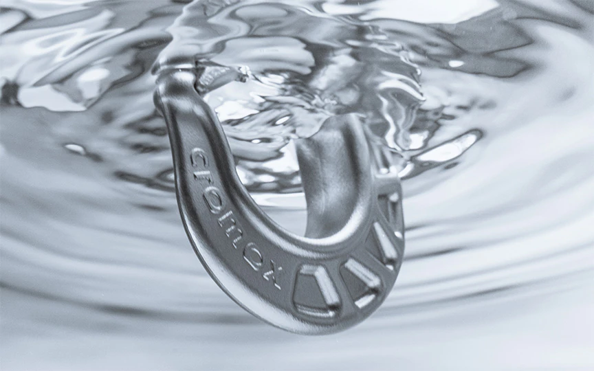 Swivel Load Hook under water