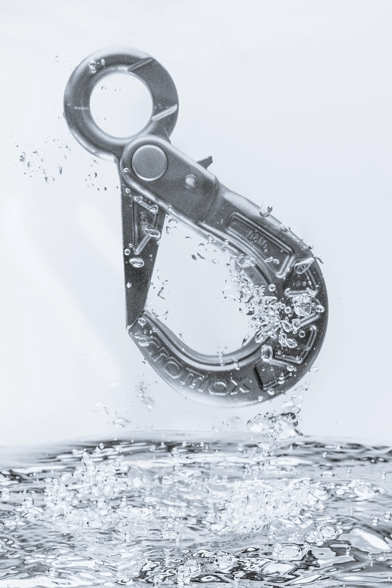 COSL-22 - Self Locking Eye Hook
